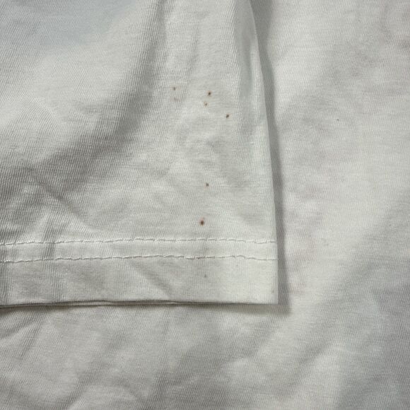 Ripple Jumction Red Sriracha Hot Chili Sauce Label Rooster Graphic Tee Size 2XL - Picture 7 of 7